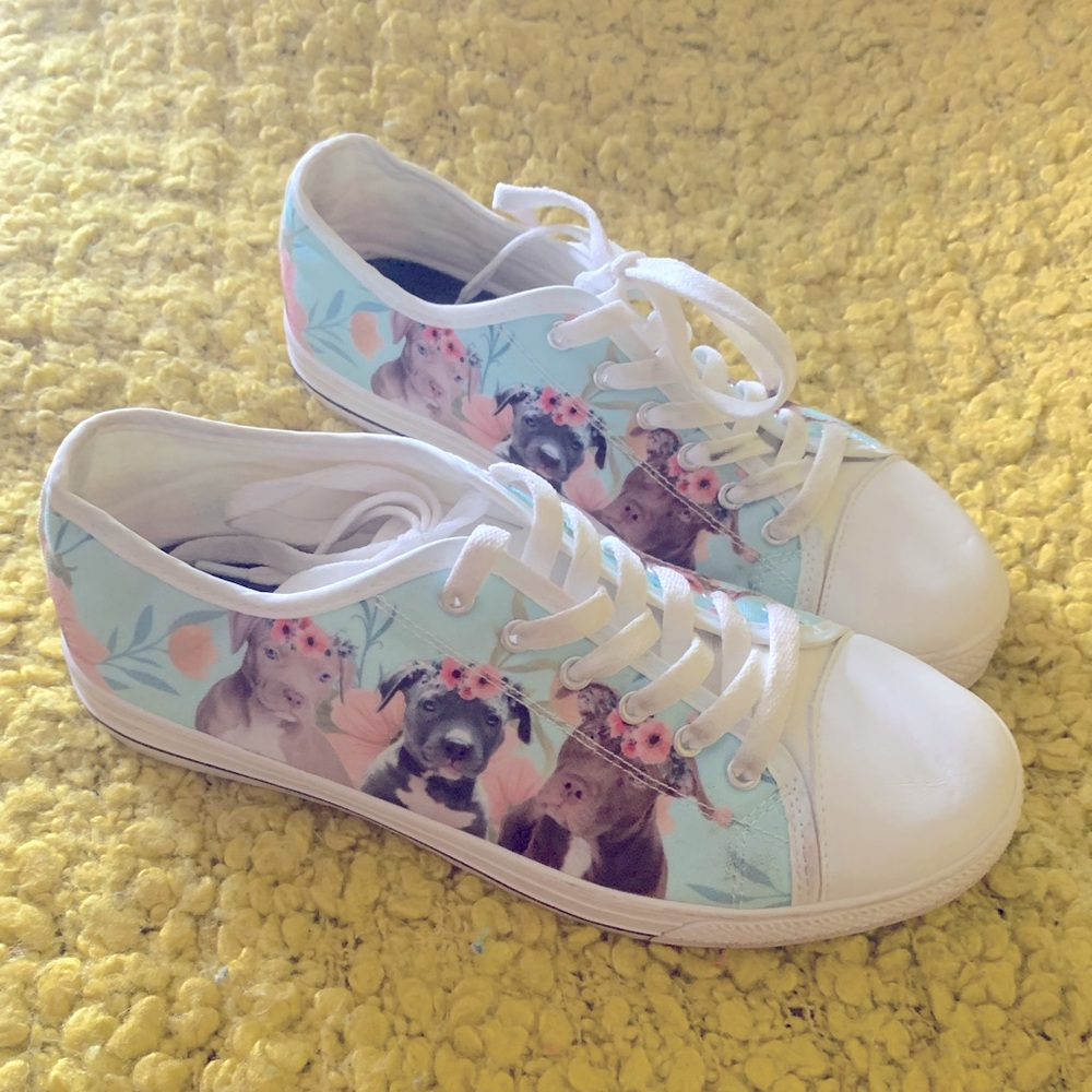 Pitbul sneakers 💛!!